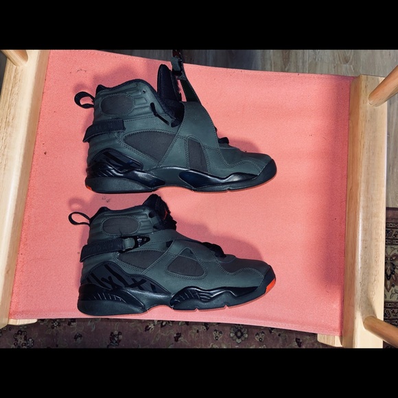 Jordan 6 - Picture 5 of 5
